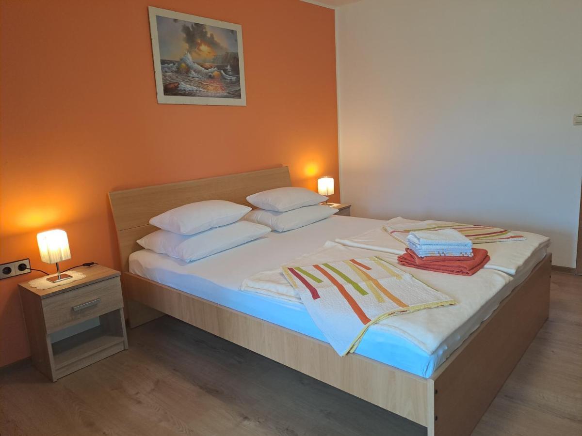 Studio Apartments Maslinik Krk Town Zewnętrze zdjęcie