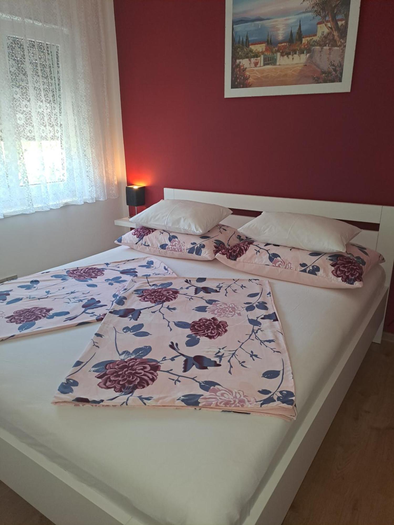 Studio Apartments Maslinik Krk Town Zewnętrze zdjęcie
